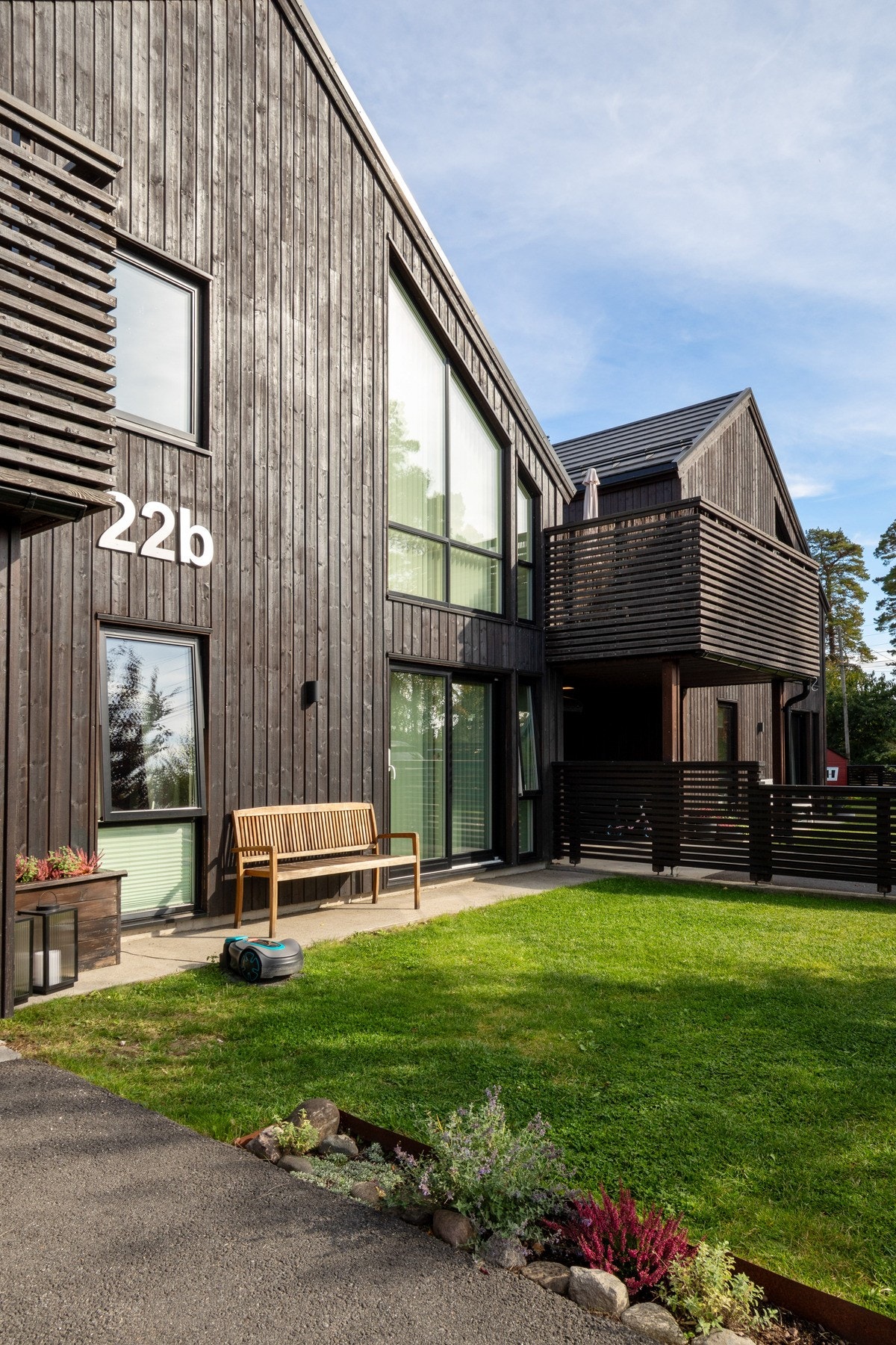 Boligen sett fra hagesiden. Galleribilde
