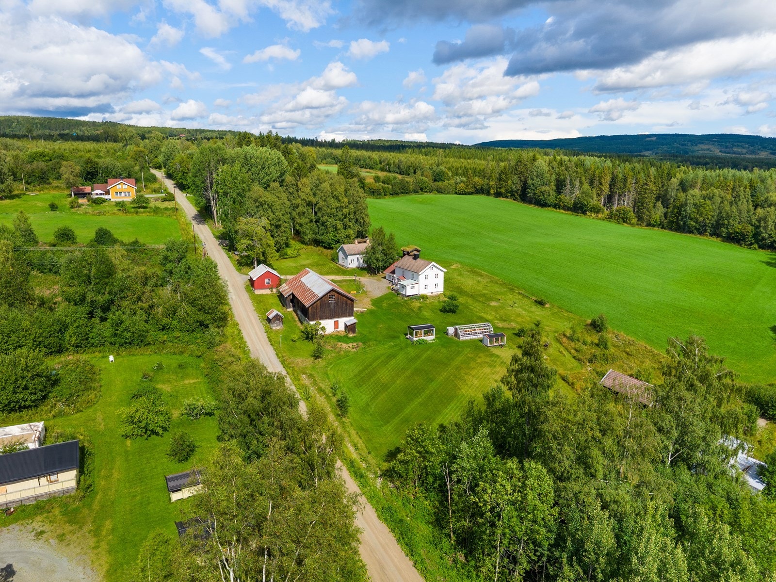 Hyggelig eiendom i rolige og landlige omgivelser. Galleribilde