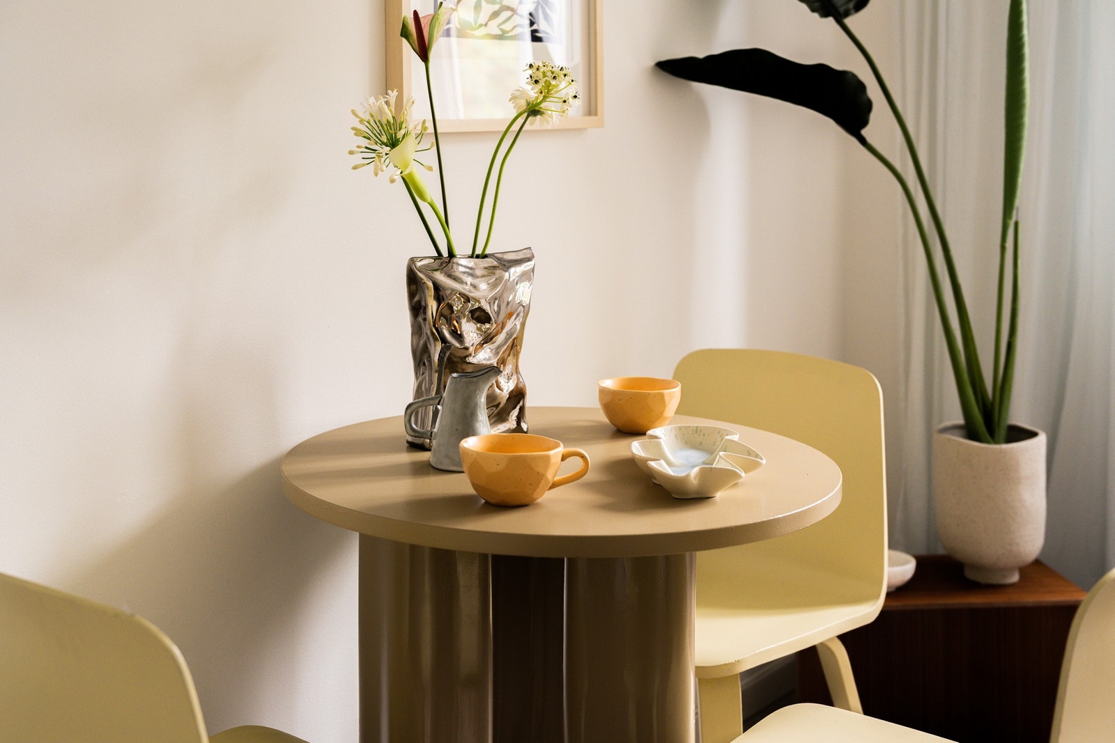 Det er plass til et hyggelig frokostbord. Galleribilde