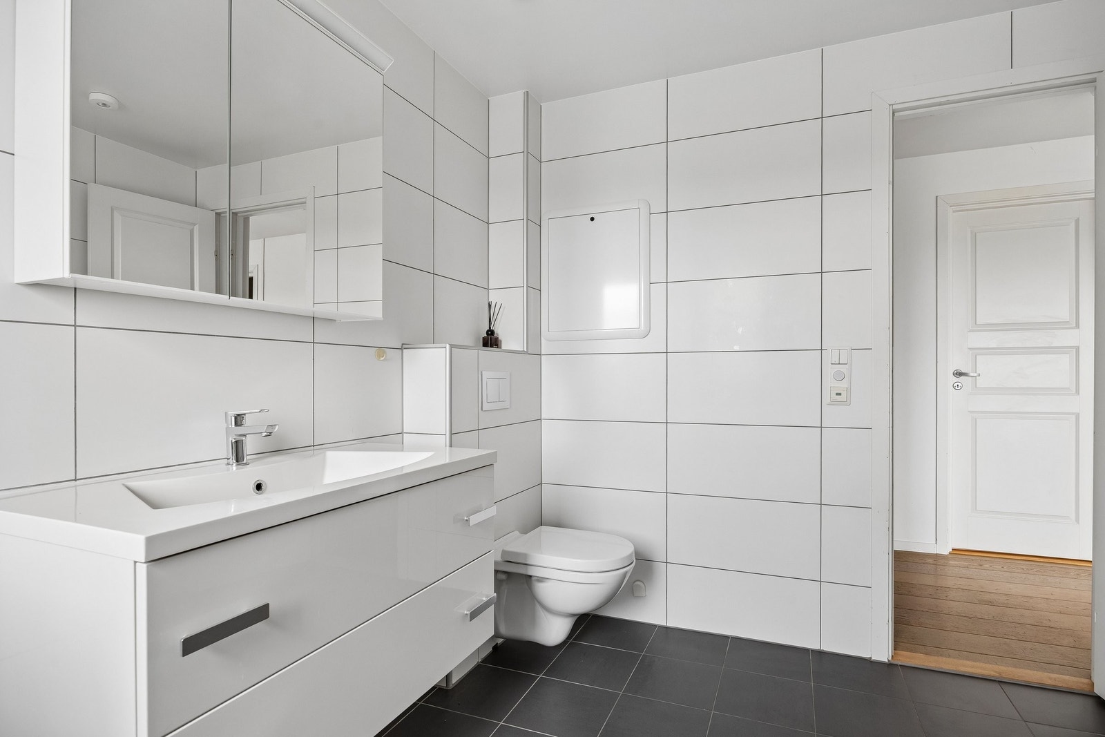 Badet er på 7.1 m². Galleribilde