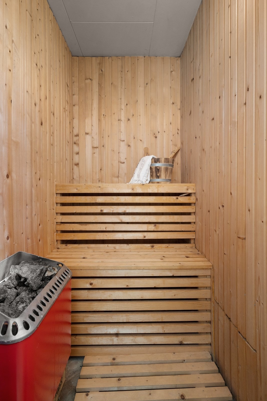 Fra badet er det inngang til badstue. Galleribilde