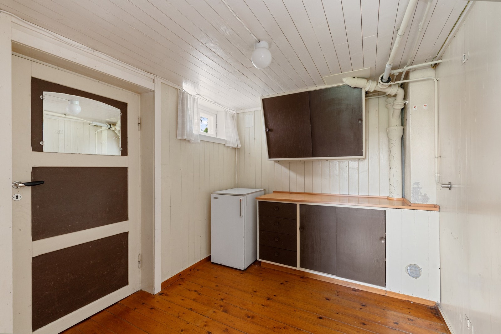 Gang med utvendig adkomst Galleribilde