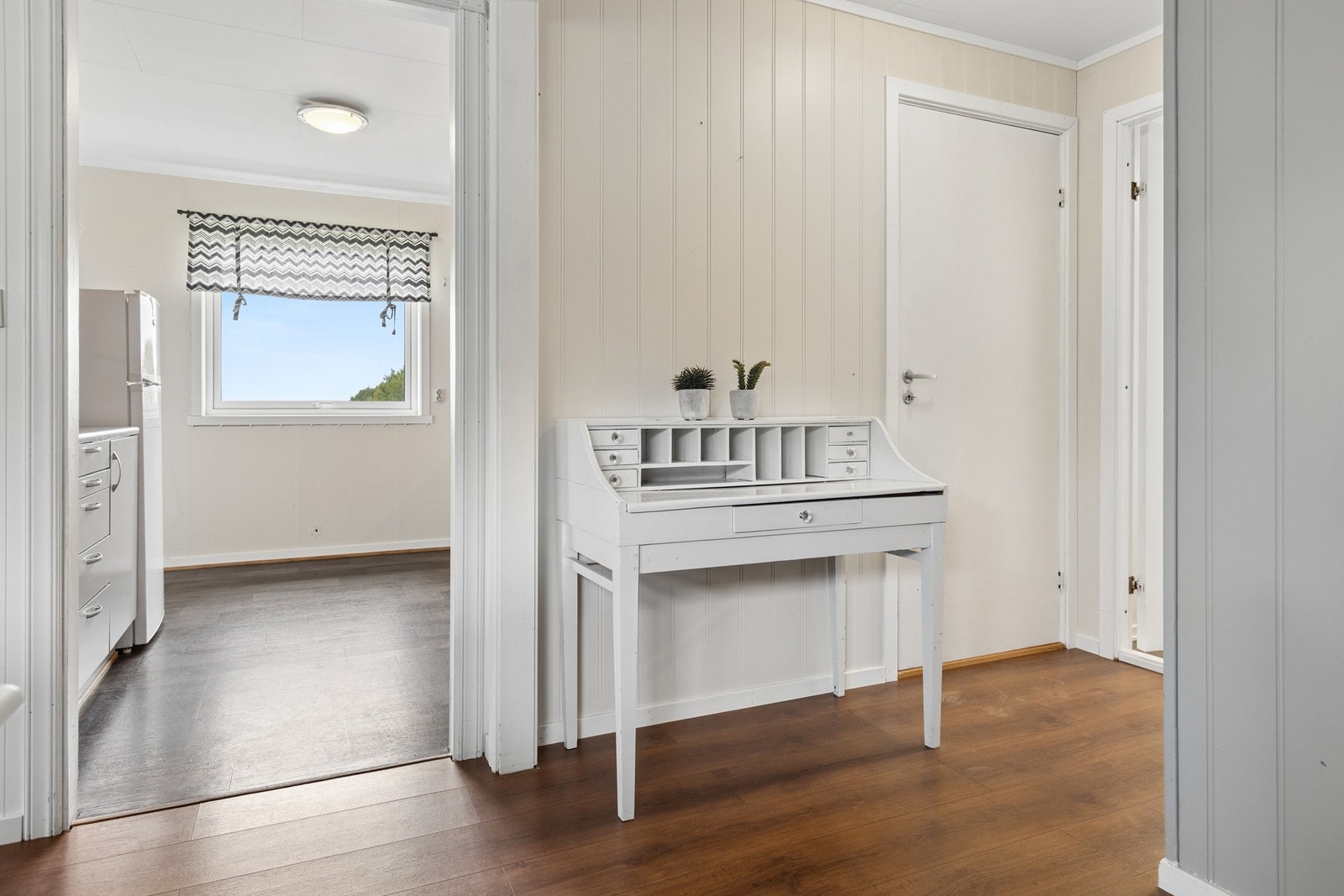 Passasje fra stuen mot kjøkkenet. Galleribilde