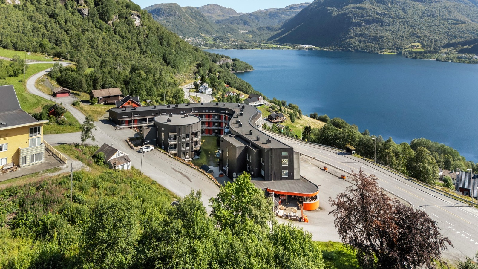 Velkommen til Håra 20 - presentert av Leiv Helge Kaldheim v/PrivatMegleren - Foto: Panomax Studio AS