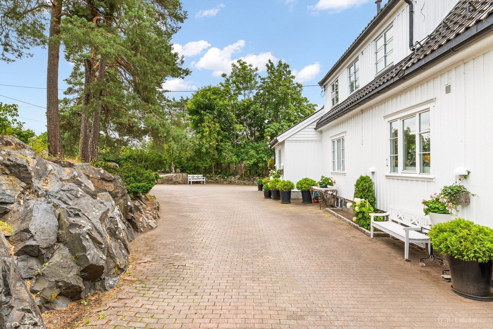 Gårdsplass Galleribilde