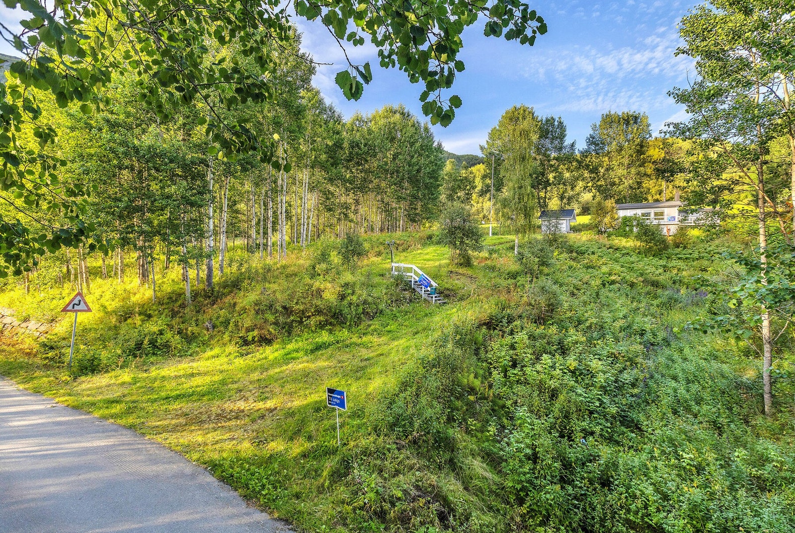 Kort vei fra parkering til hytta Galleribilde