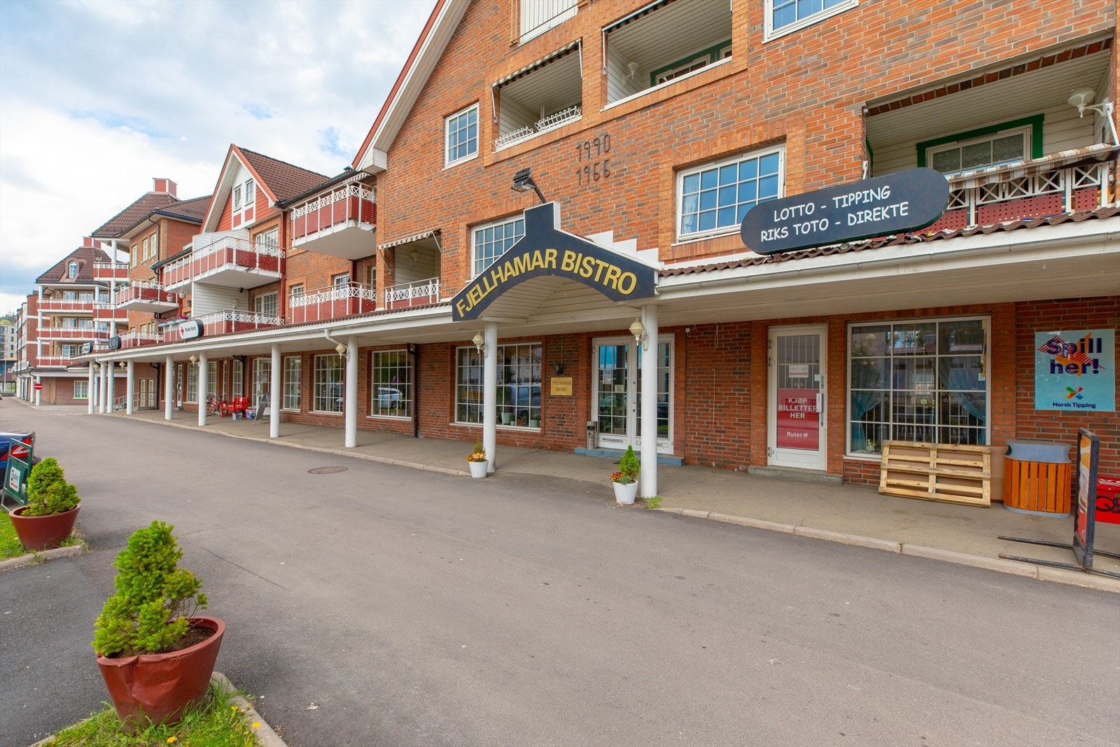 Fjellhamar Sentrum. Galleribilde