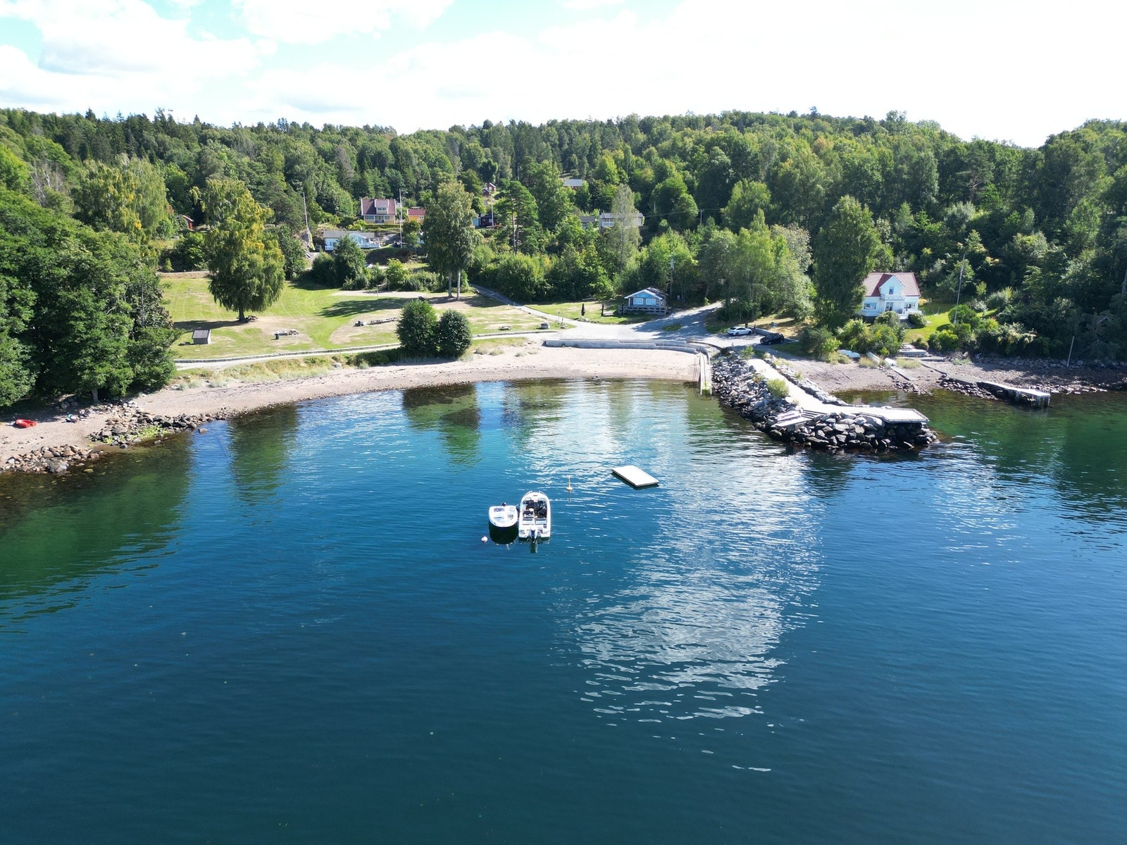 Her ser du Krokstrand fra perspektiv, skapt for glede. Galleribilde