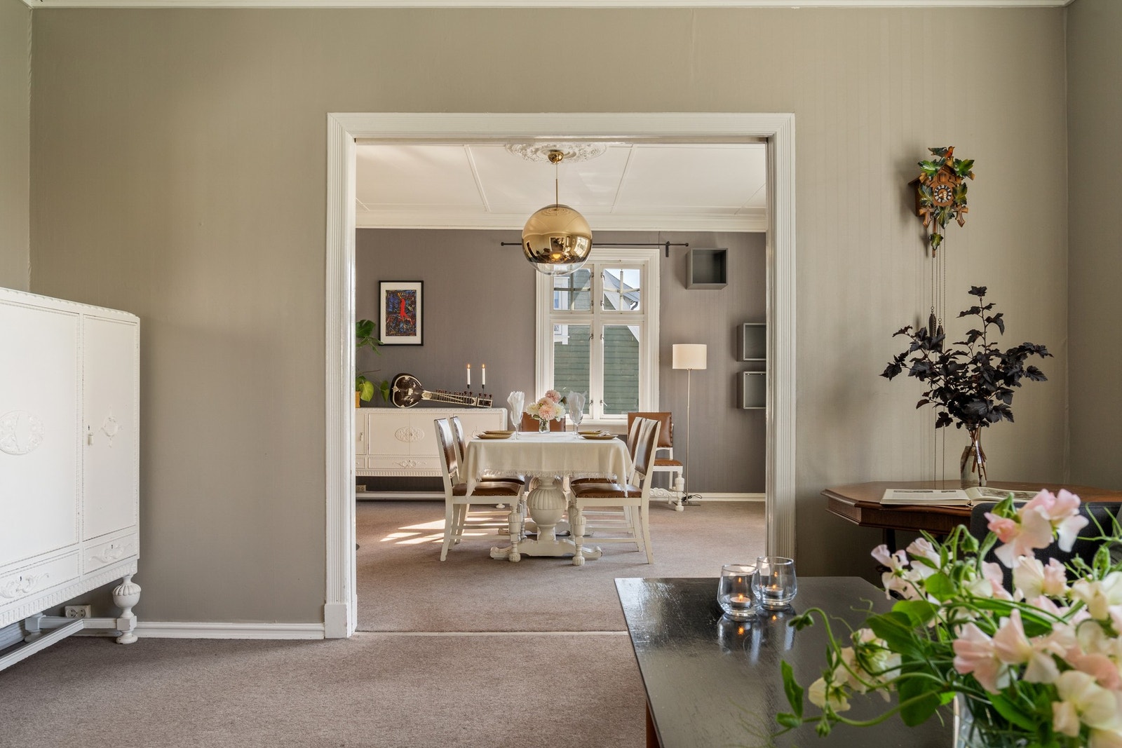 Dobbel skyvedør mot spisestue Galleribilde