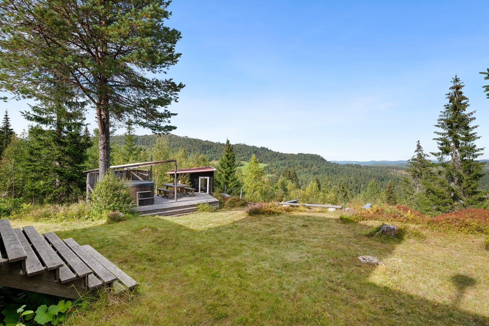Det er ca. 1 times kjøring fra Trondheim og 40 minutters kjøring fra Orkanger. Galleribilde