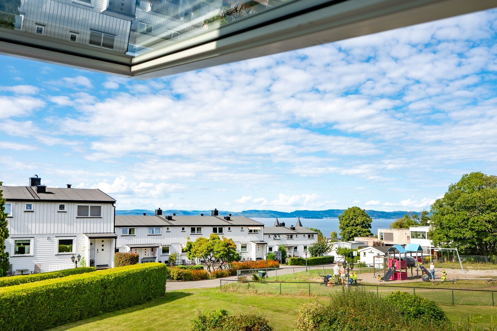 I soverommet mot nordvest våkner du til flott fjordutsikt! Galleribilde
