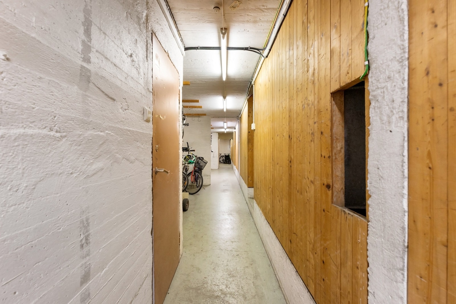 Leiligheten disponerer en bod på cirka 3 m² i kjelleren. Galleribilde
