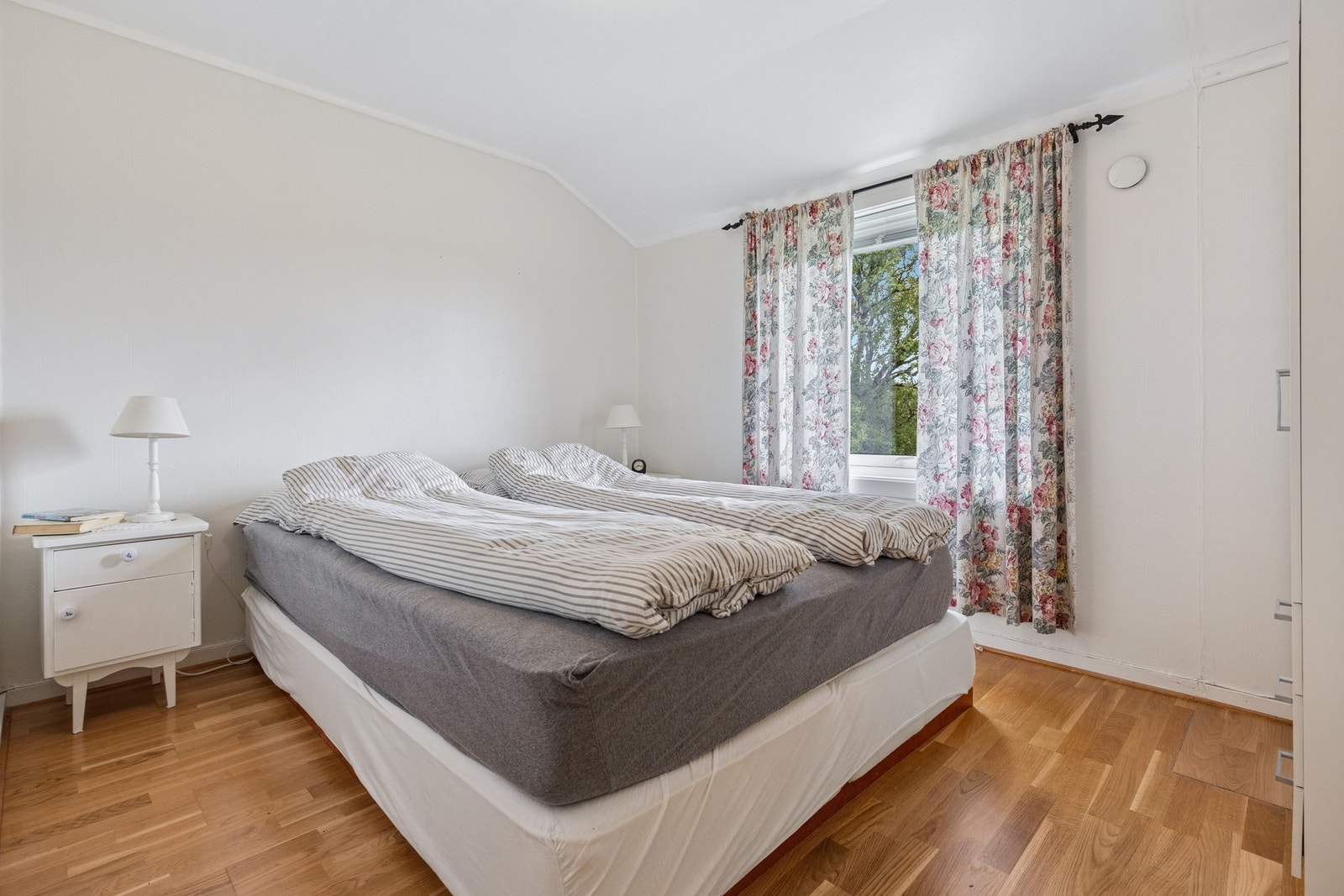 Loftsetasjen inneholder fire soverom. Galleribilde