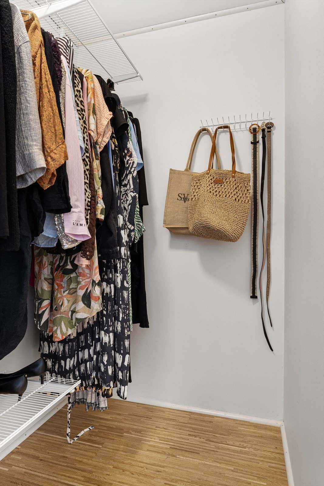 Walk-in garderobe Galleribilde