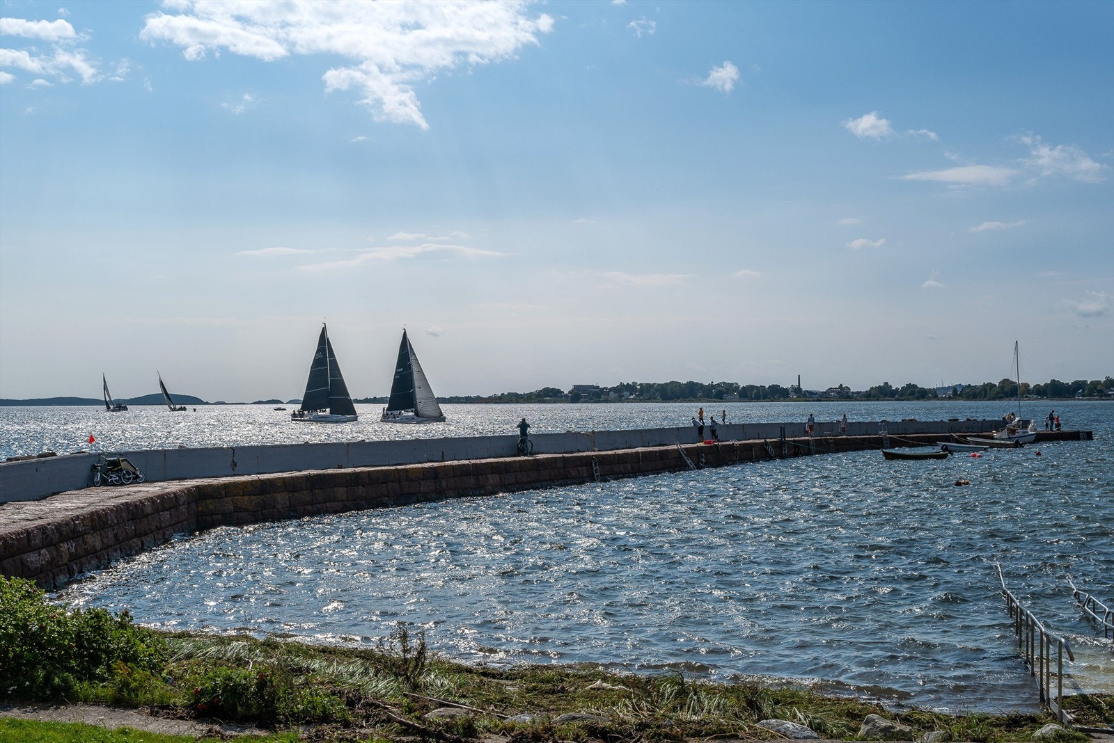 Ringshaug er et populært område for båtliv og rekreasjon. Galleribilde