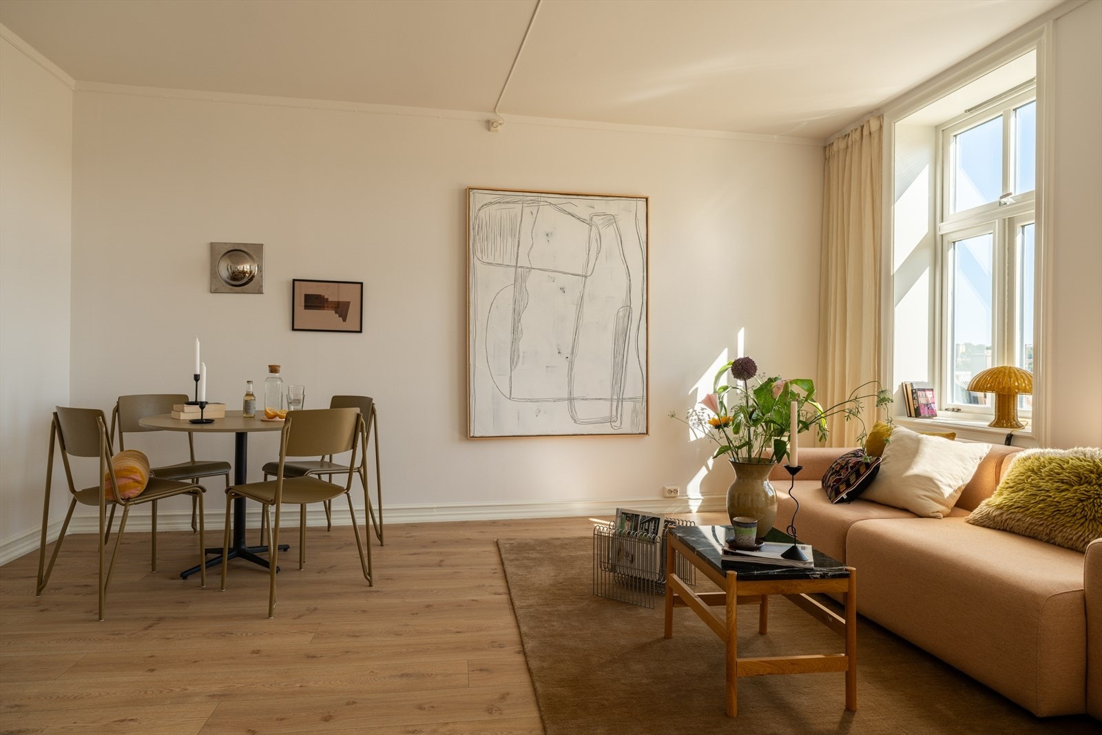 Det lyse palettet gjør det enkelt å innrede etter egen stil og behov. Galleribilde