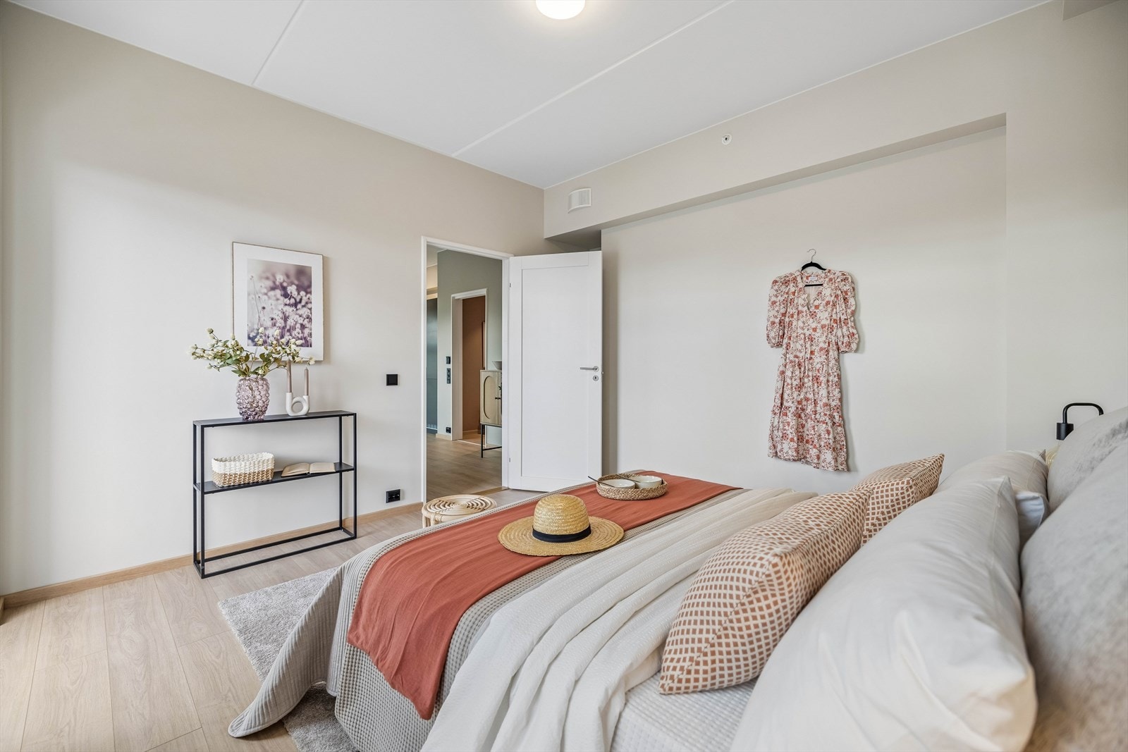 Leiligheten har balansert ventilasjon med varmegjenvinning for et sunt inneklima. Galleribilde