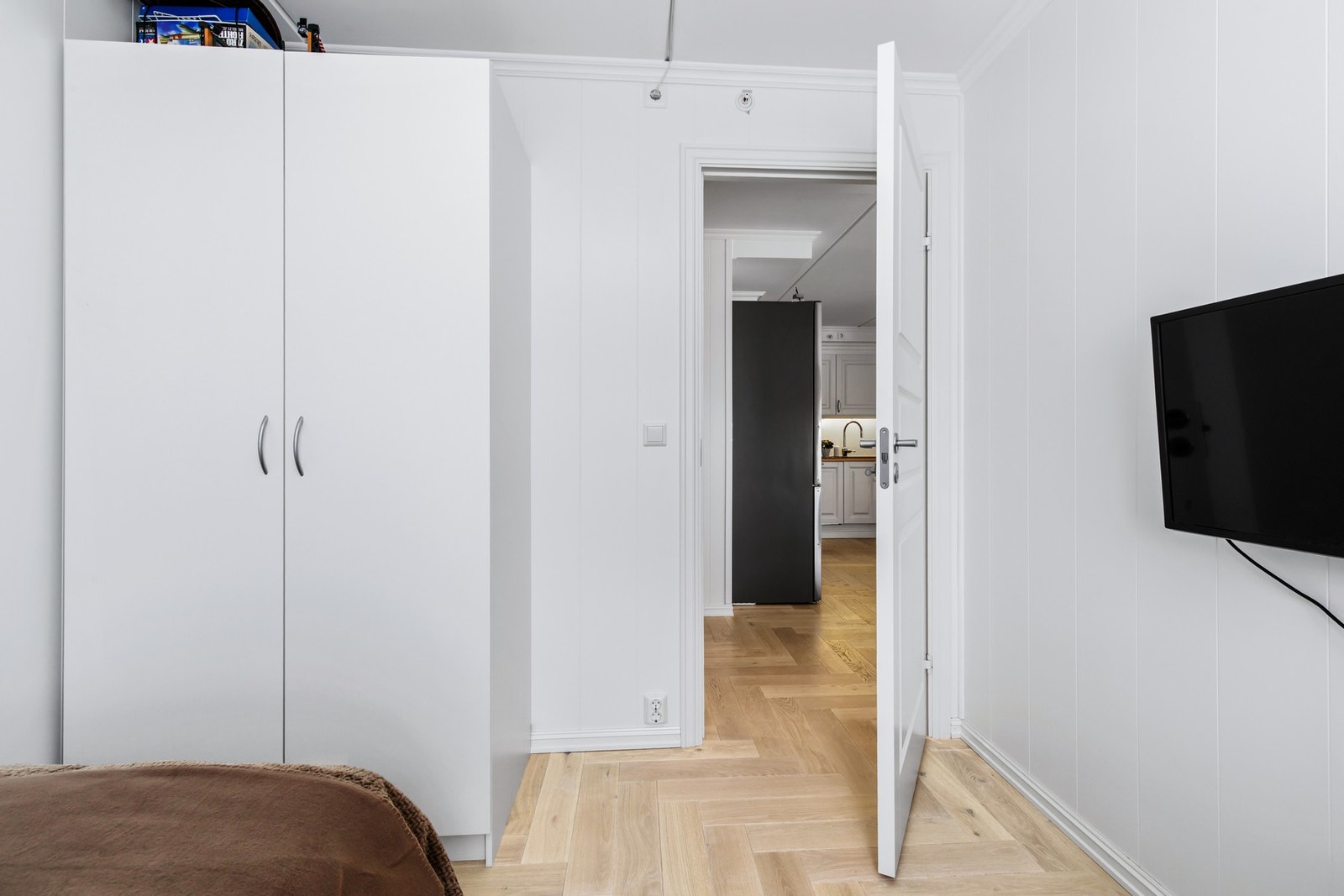Her er det også godt med skapplass. Galleribilde
