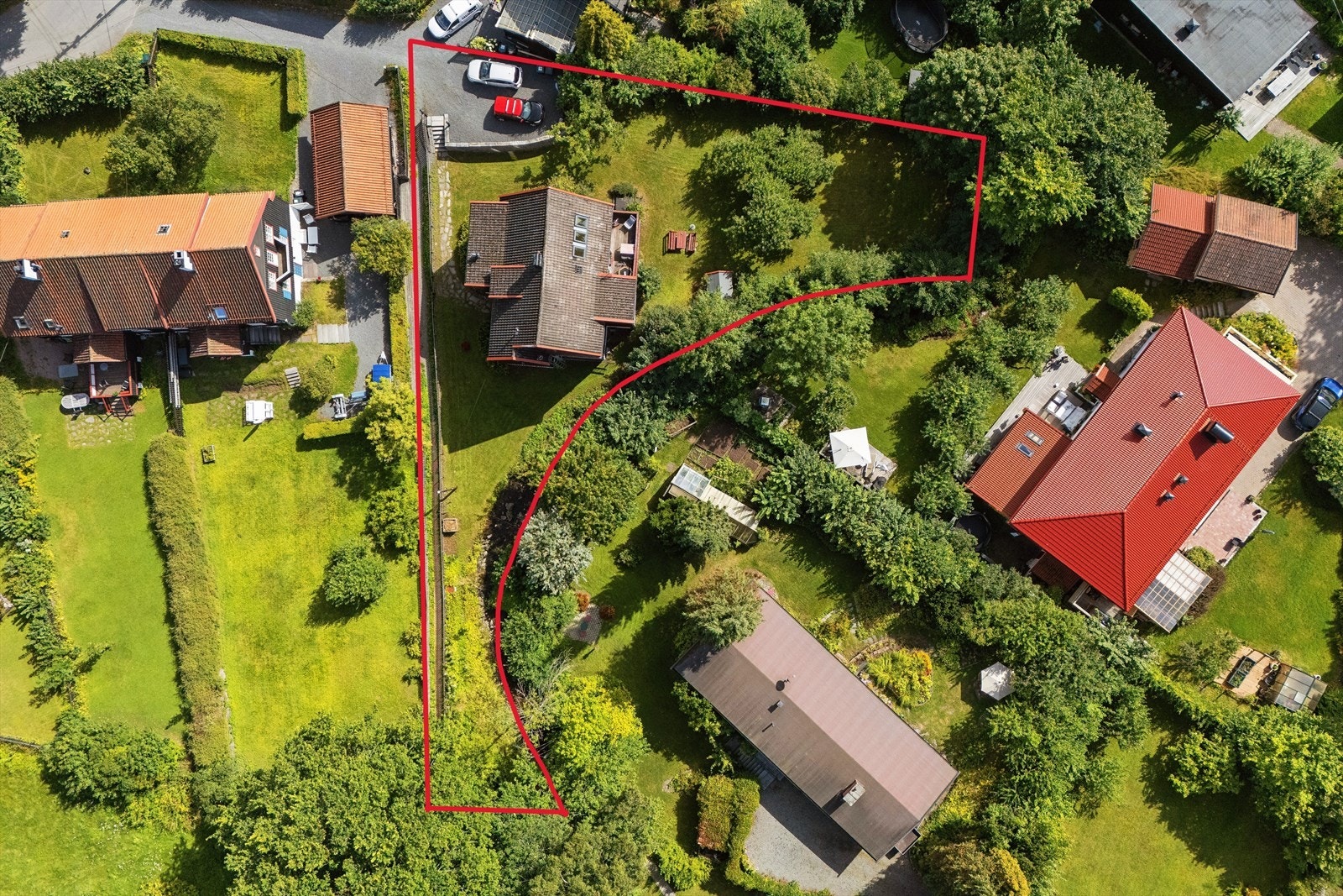 Skisse av tomtegrense. Se vedlagt arealoppmåling for eksakt tomtegrense. Galleribilde