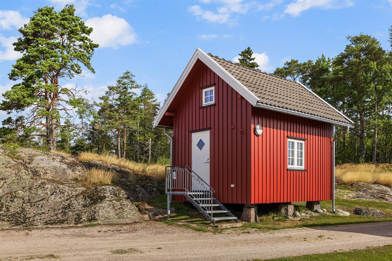 Isolert stabbur/verksted, rehabilitert i 1985 og 2021. Galleribilde
