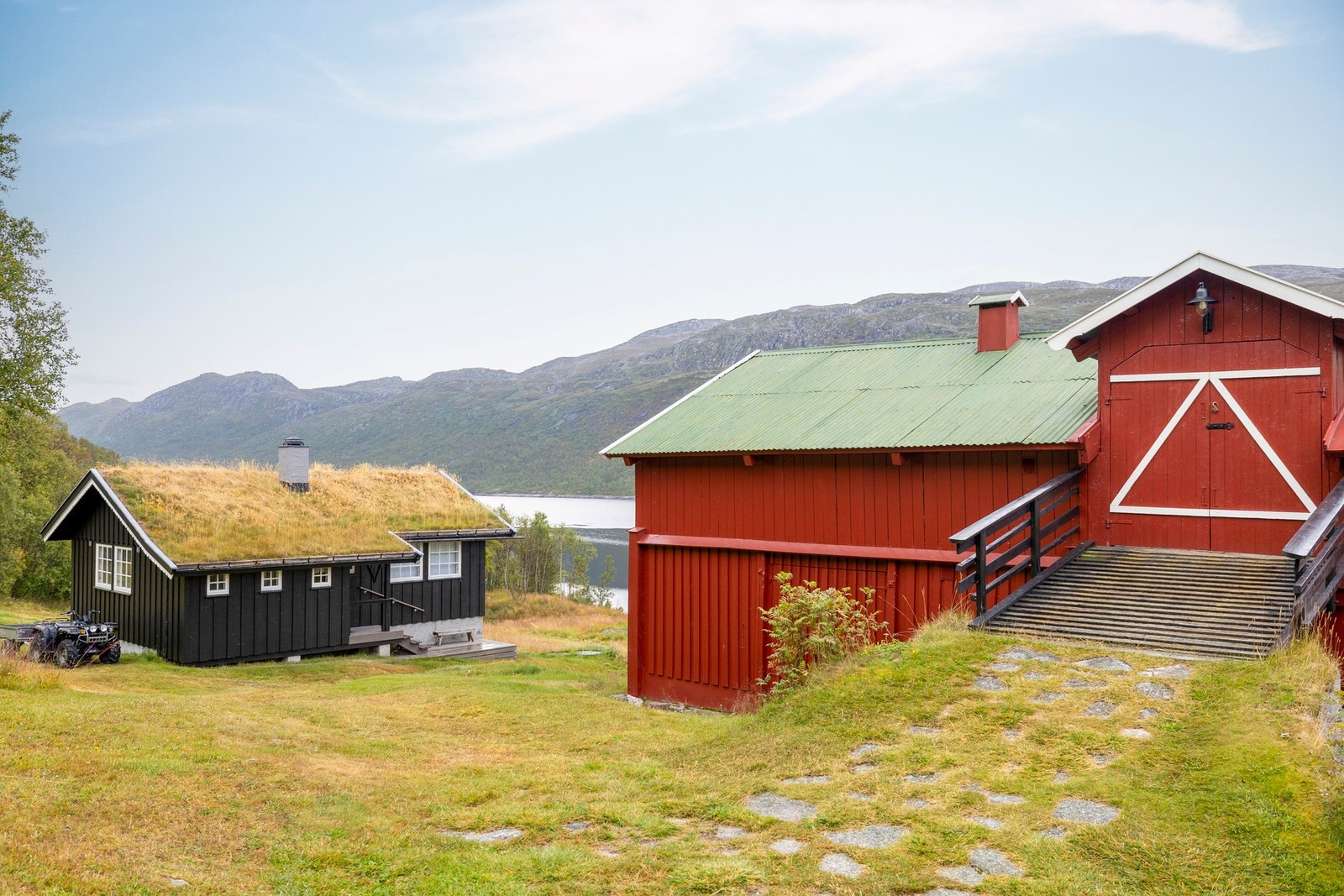 Låven og hytta Galleribilde