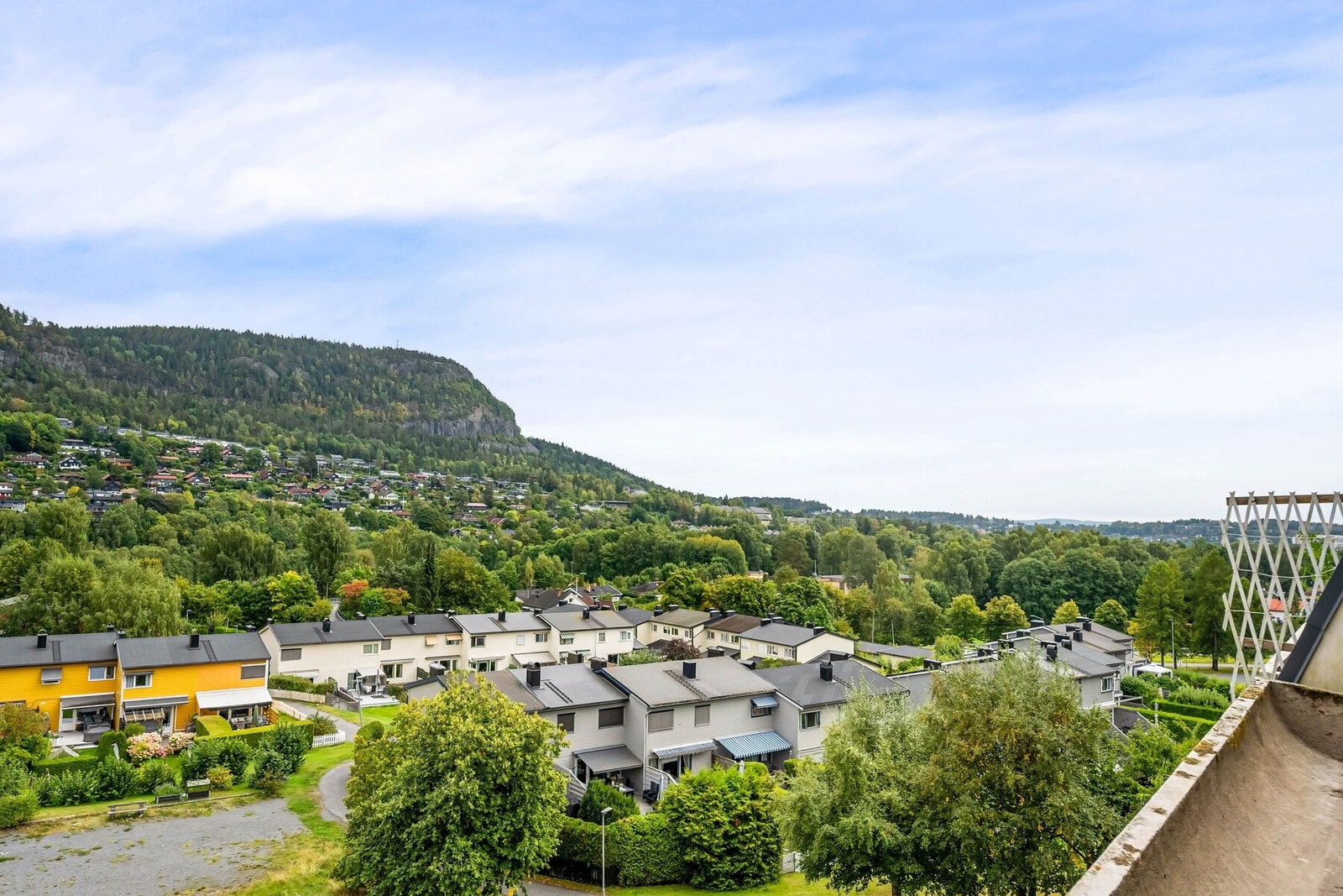 Fritt utsyn, og nydelig utsikt fra terrasse Galleribilde