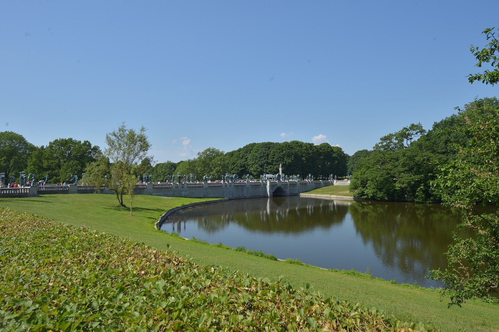Frognerparkens vakre natur og ro bare noen minutters gange unna boligen. Galleribilde