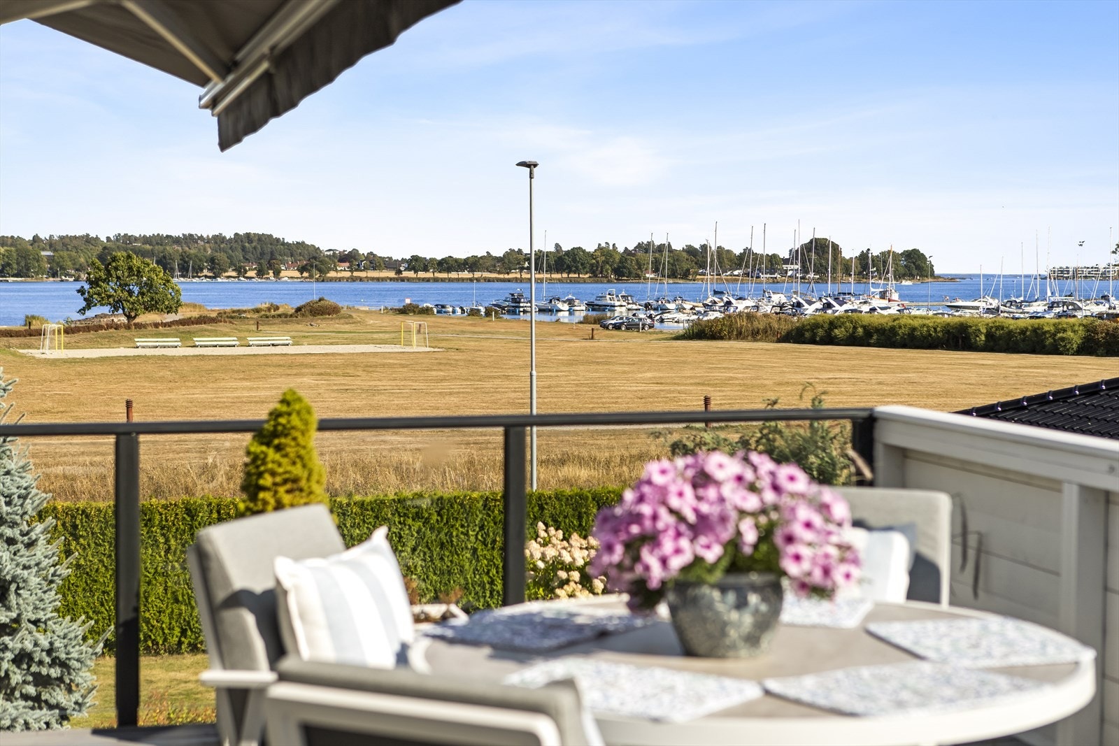 Nordvik Tønsberg v/Jørgen Nyhus har gleden av å ønske velkommen til Skuteveien 9A! Foto: Fotograf Magik. Galleribilde