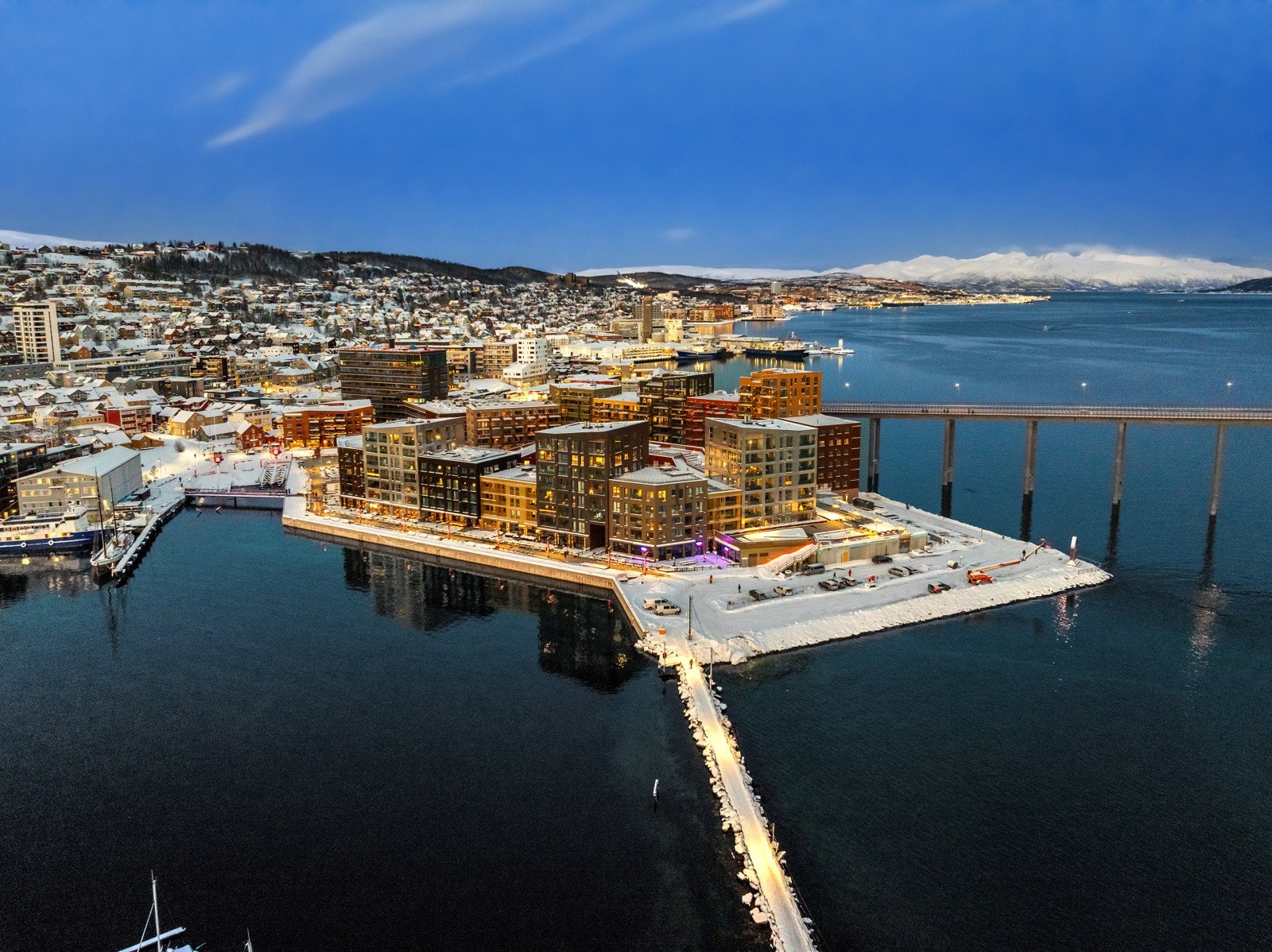 Vervet er byens nye sjønære bydel med promenade, restauranter, kulturtilbud og kort vei til sentrum.