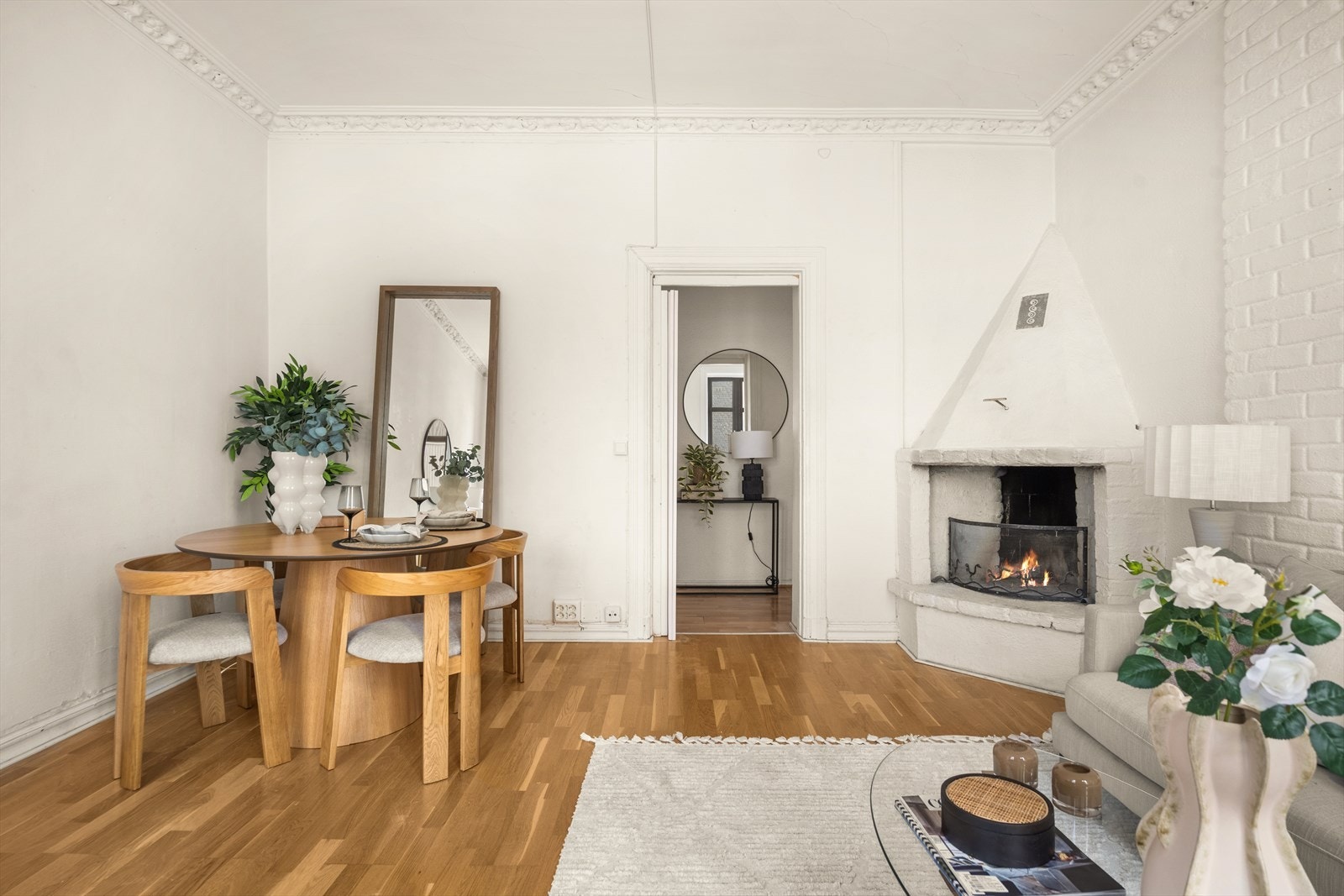 Leiligheten har en naturlig planløsning med god arealfordeling og funksjonelle rom. Galleribilde