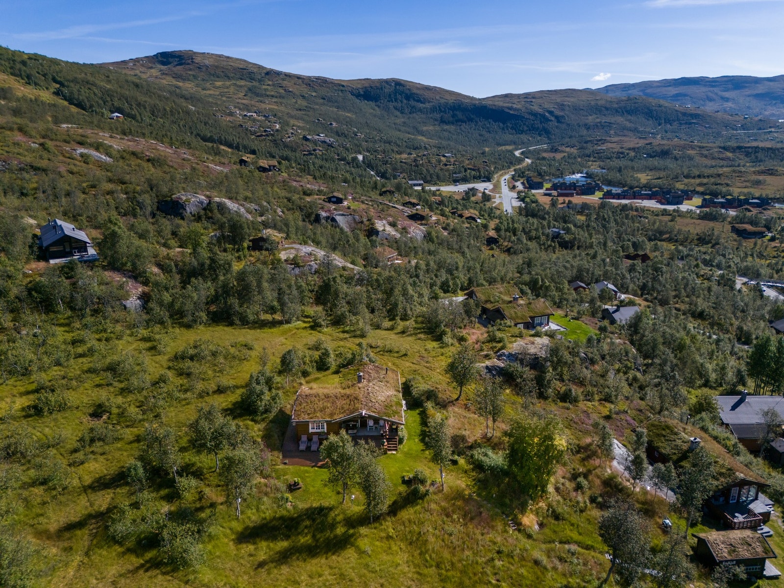 Dette er det ideelle utgangspunktet for fjellturer, bærplukking, jakt og fiske Galleribilde