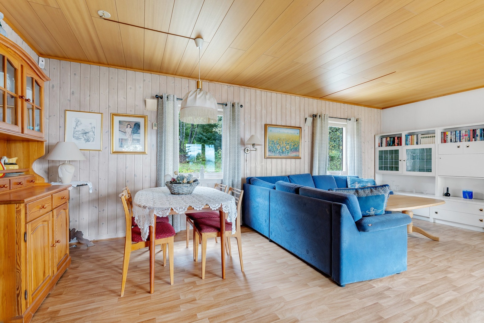 spisestuen er der det opprinnelig var et ekstra soverom Galleribilde