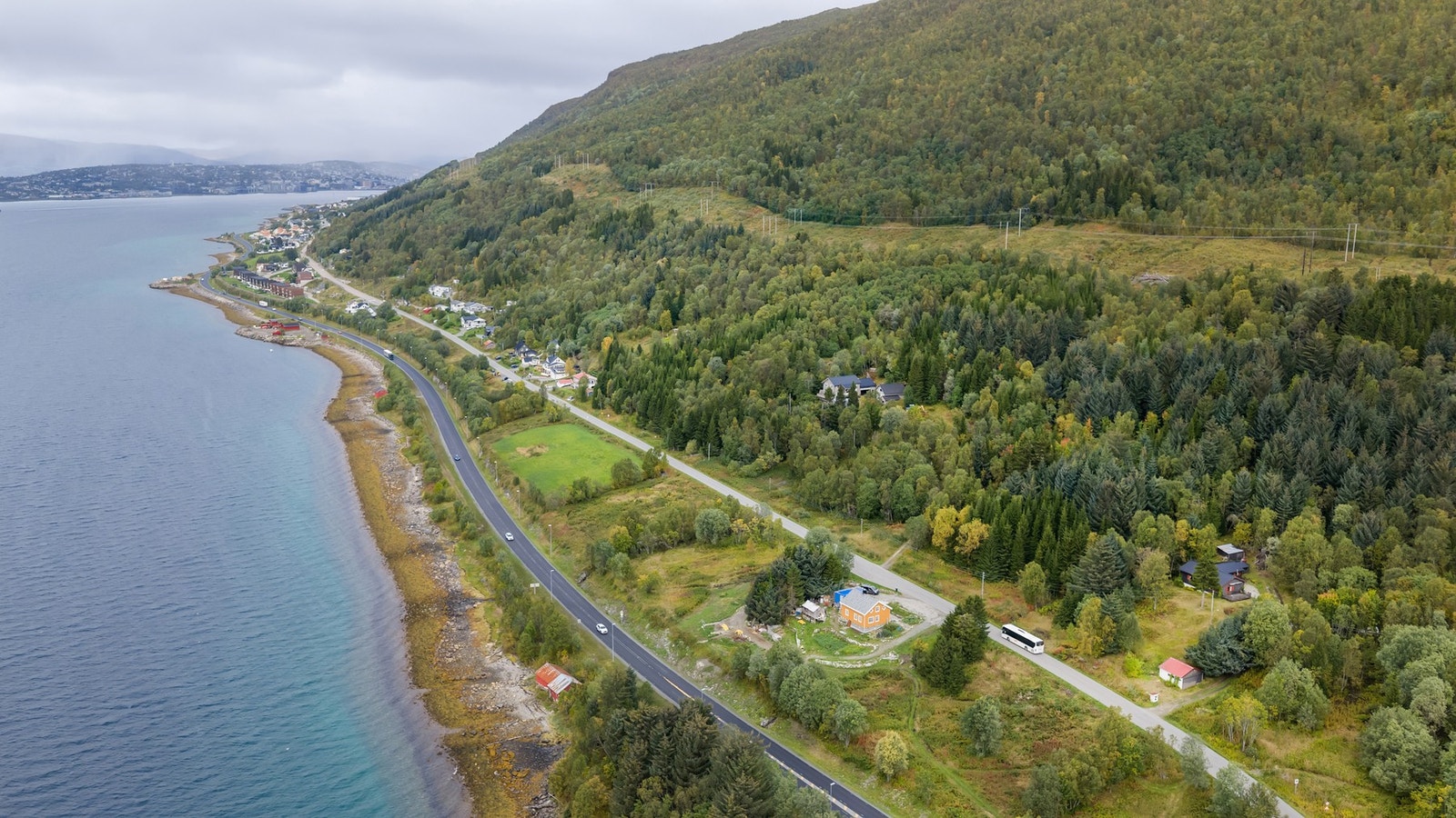 Landlige og rolige omgivelser, men likevel godt tilknyttet byen Galleribilde