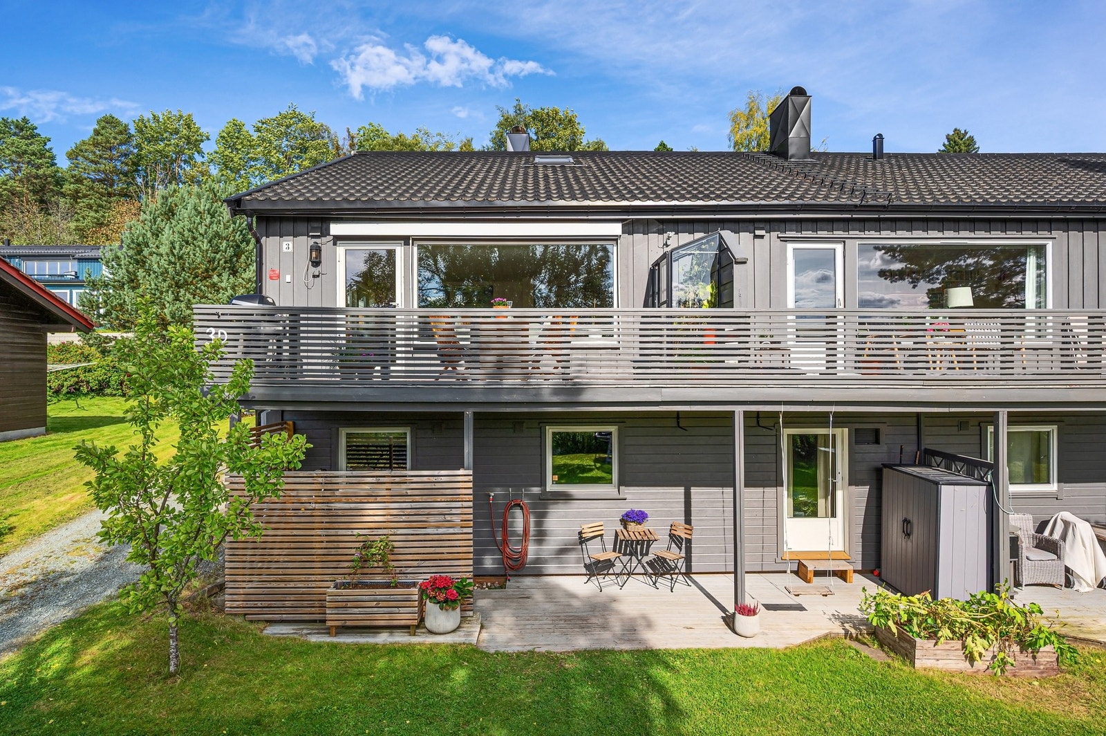 Flere solrike uteområder gir gode solforhold med en lang solgang. Galleribilde
