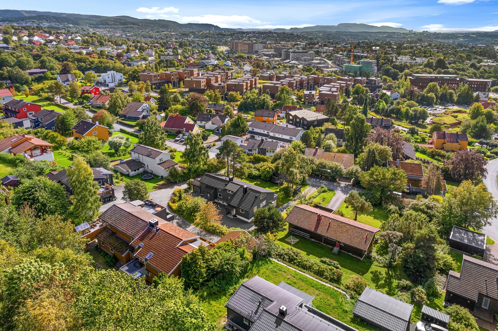 Selger setter stor pris på den praktiske og enkle hverdagslogistikken, med det meste innen gang- og sykkelavstand. Galleribilde