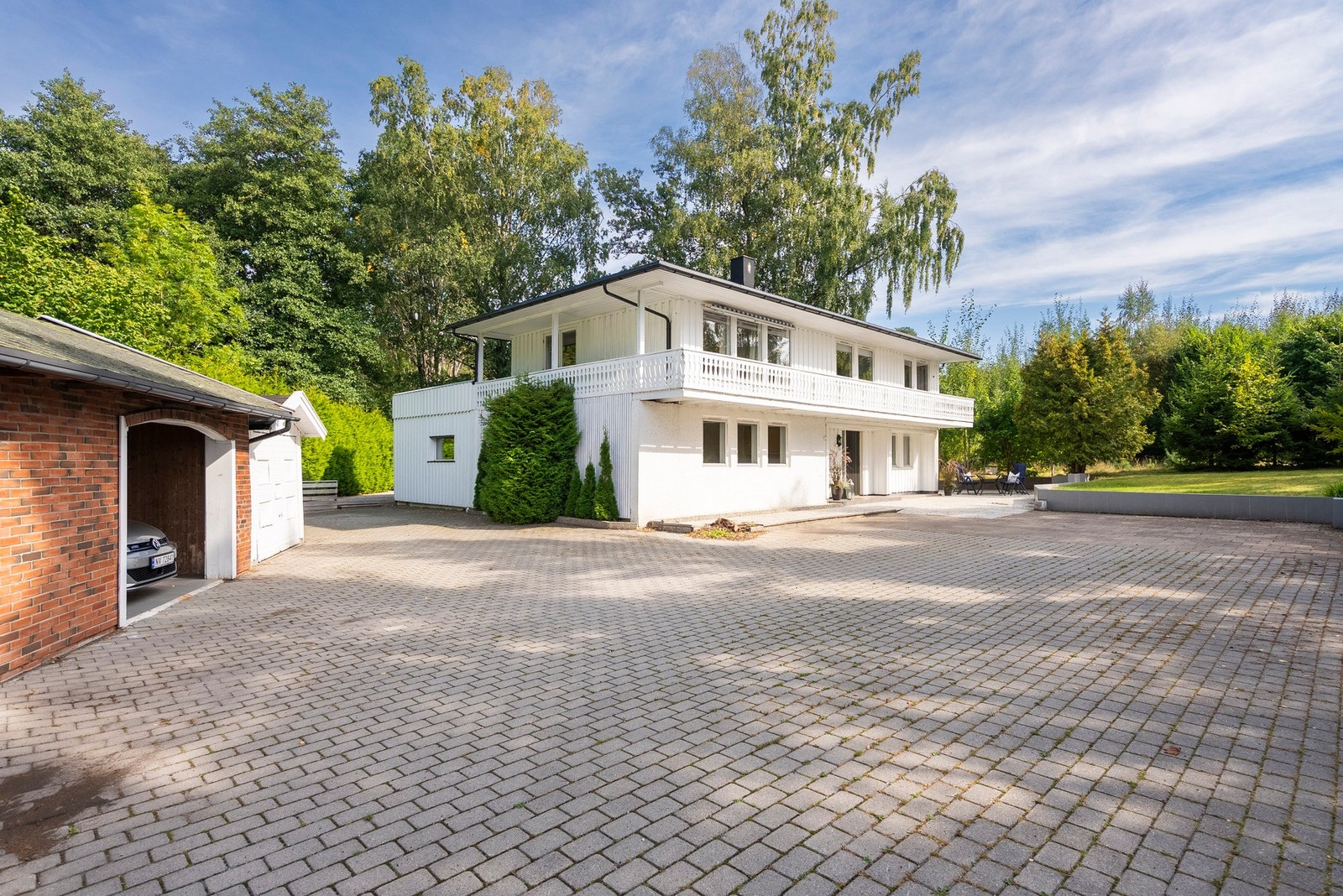 Stor gårdsplass Galleribilde