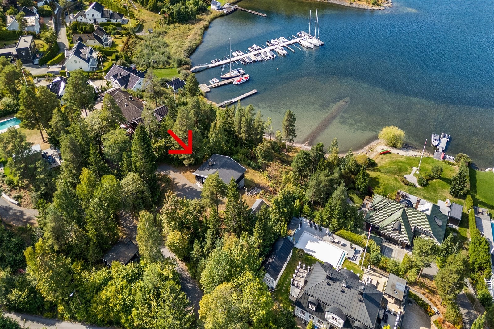Nordvik Sandvika v/ Børre Gåsvær og Ulrik Windingstad presenterer Taglugnveien 15. Foto: Rullende Fotograf v/Øivind Fykse Engelschiøn. Galleribilde