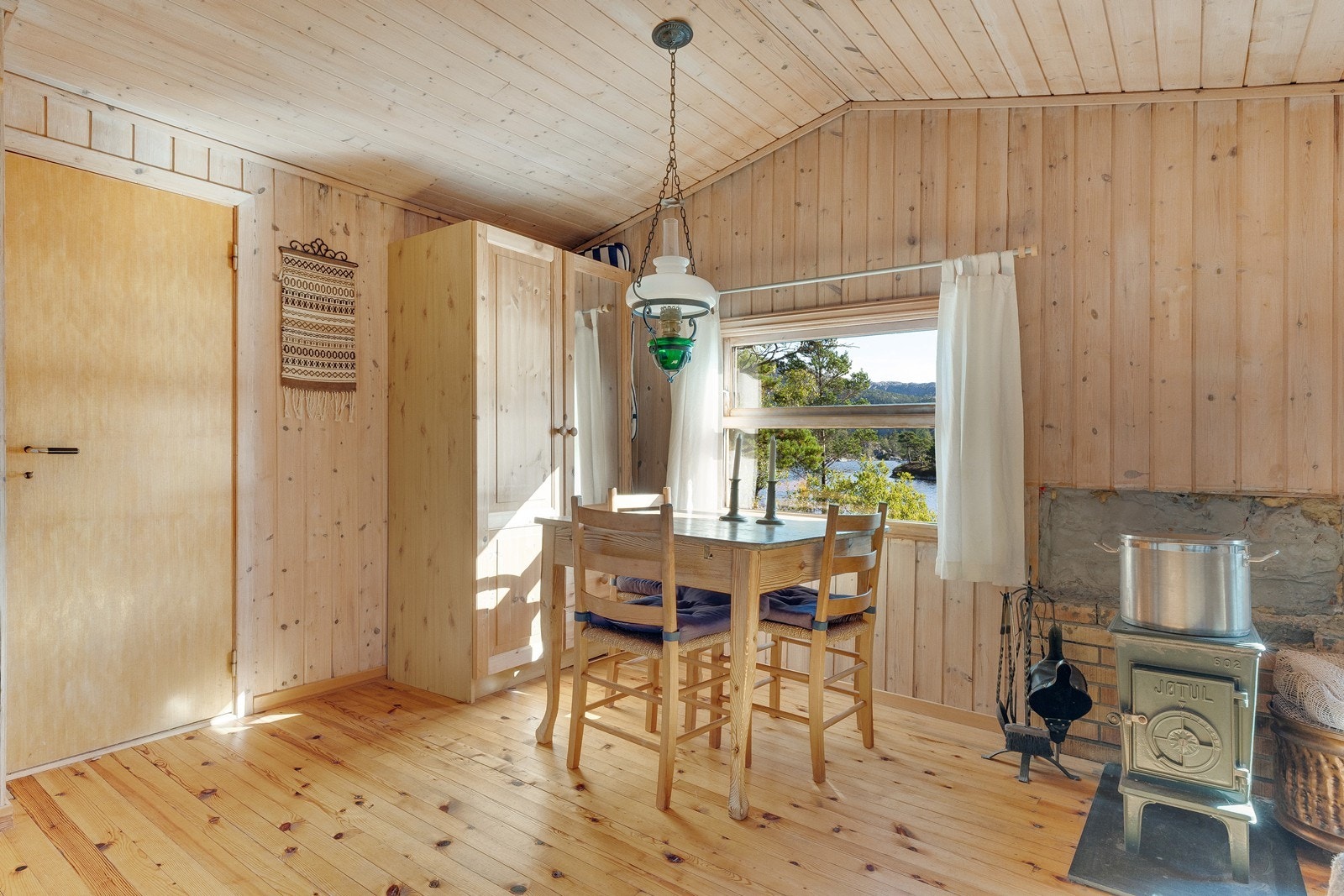 God takøyde gir en god romfølelse. Galleribilde