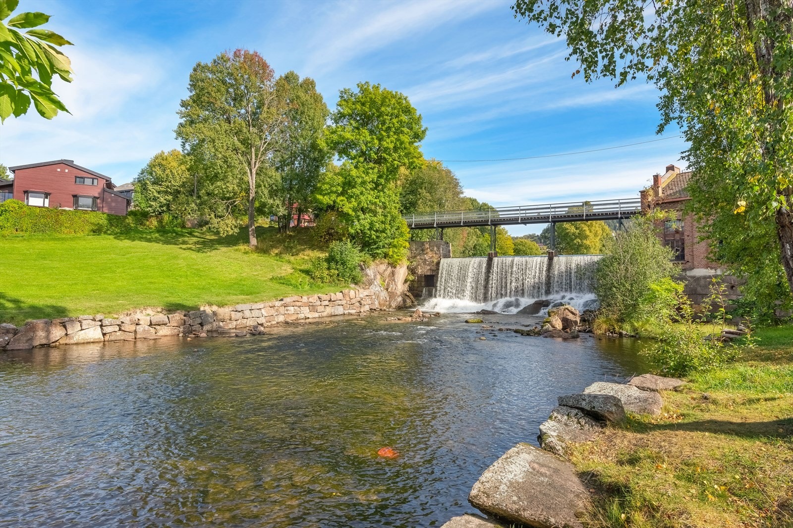 Nærområde - Nydalsdammen park og badekulp. Galleribilde