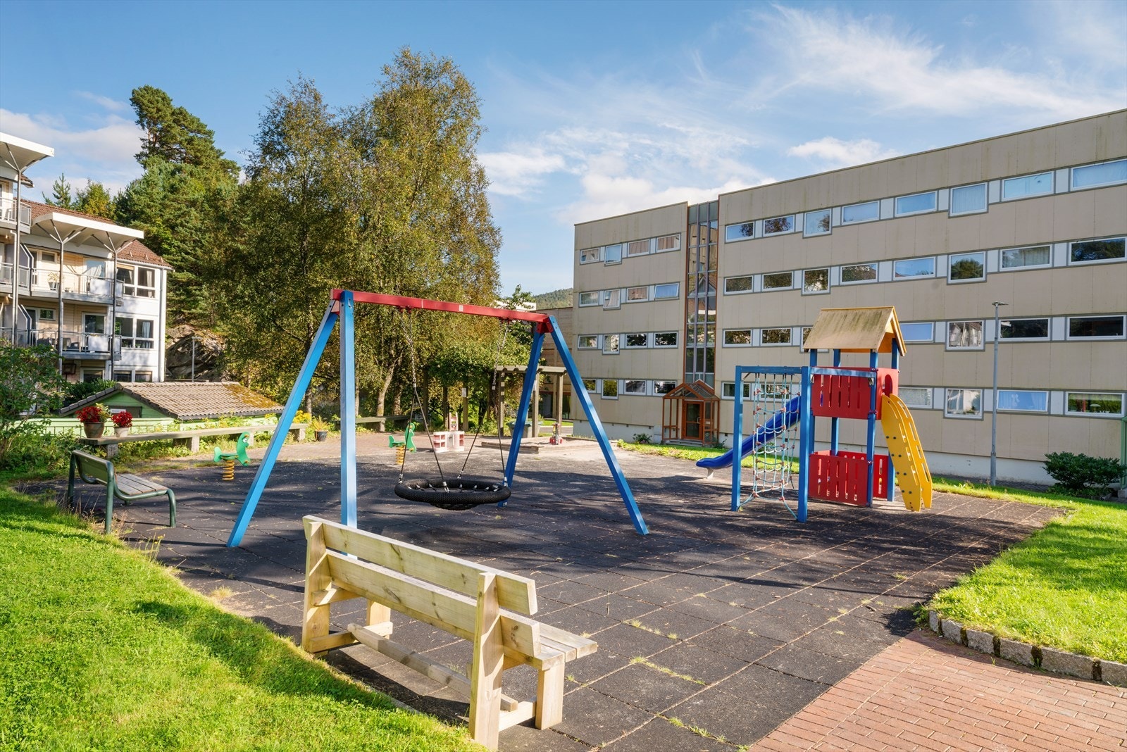 - Borettslaget har flotte fellesarealer til glede for store og små - Galleribilde