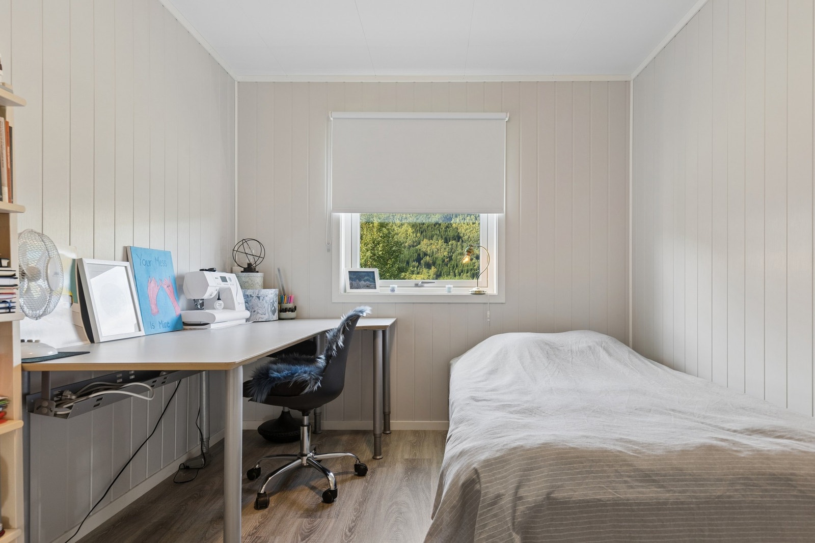 Det andre soverommet, ideelt som barnerom, gjesterom eller kontor. Galleribilde