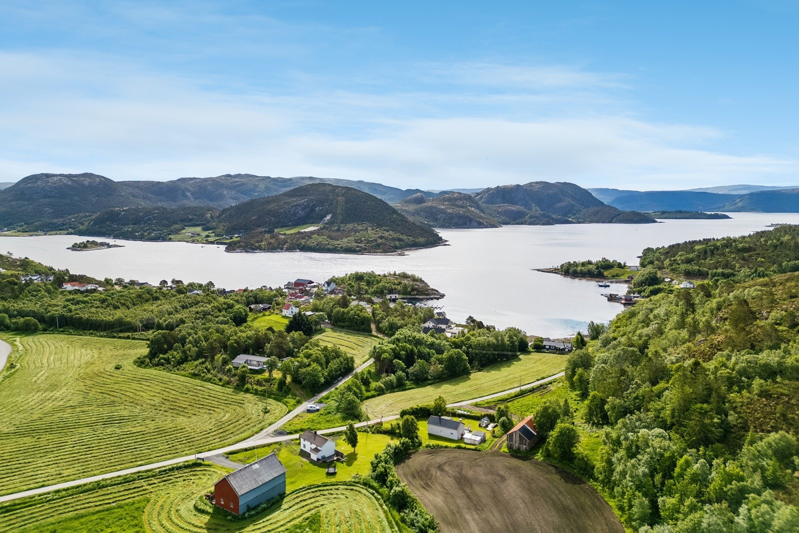 Gårdstun og område Galleribilde