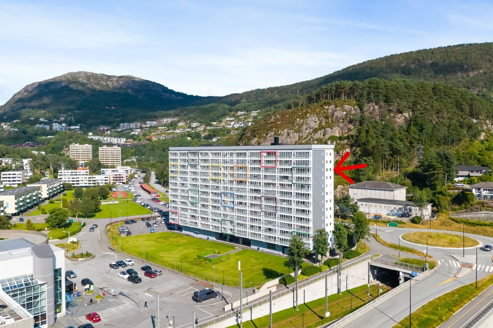 Et steinkast til bybanen, sykkeltunnel og Oasen Galleribilde