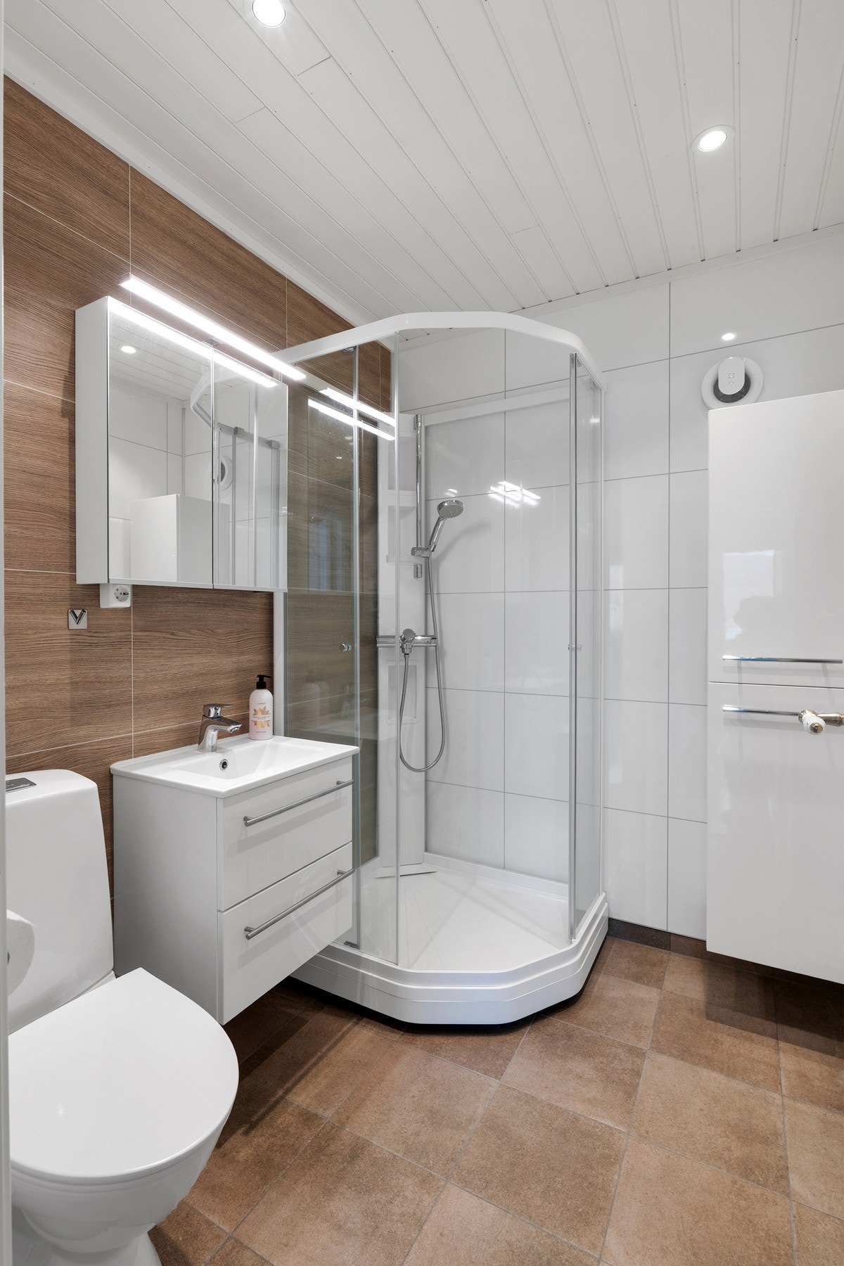 Badet i hovedetasjen er nytt fra 2022 Galleribilde