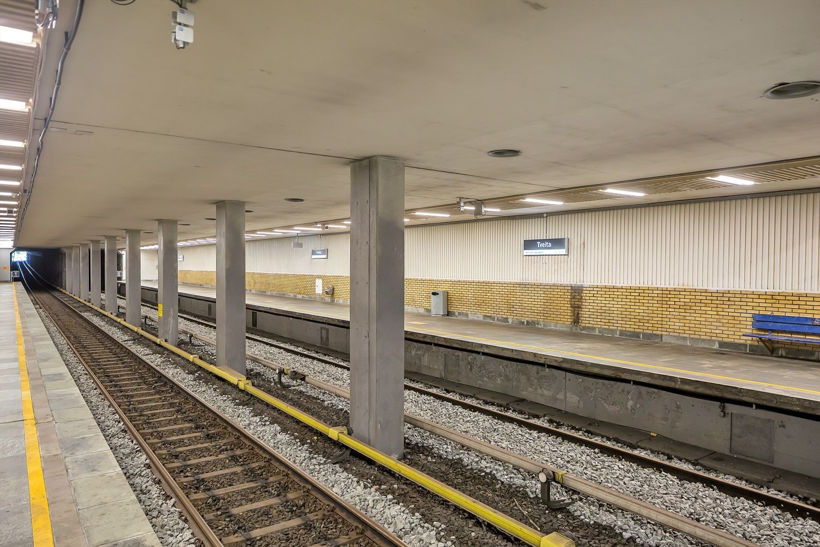 Tveita t-bane Galleribilde