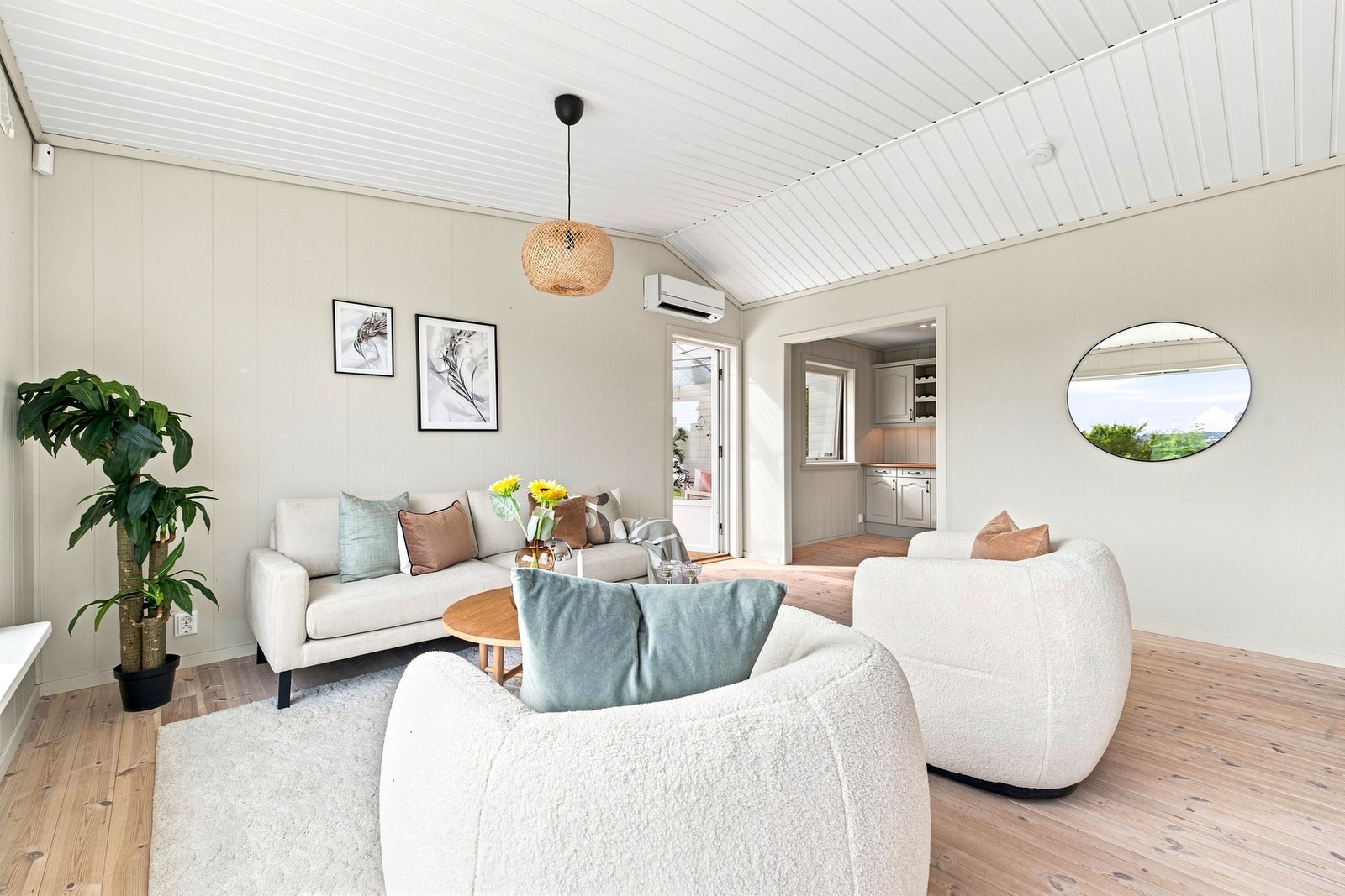 I stuen er det flere soner. Galleribilde