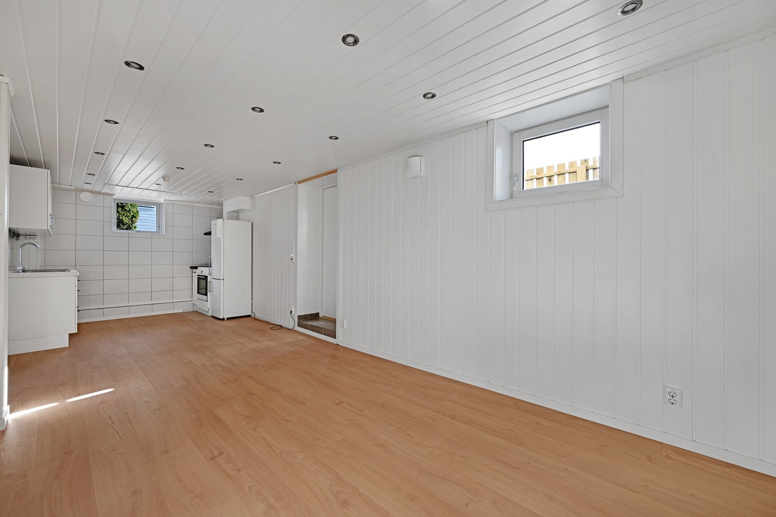 Kjelleretasjen har egen inngang Galleribilde
