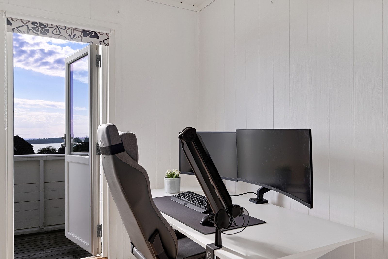 Utgang til balkong Galleribilde