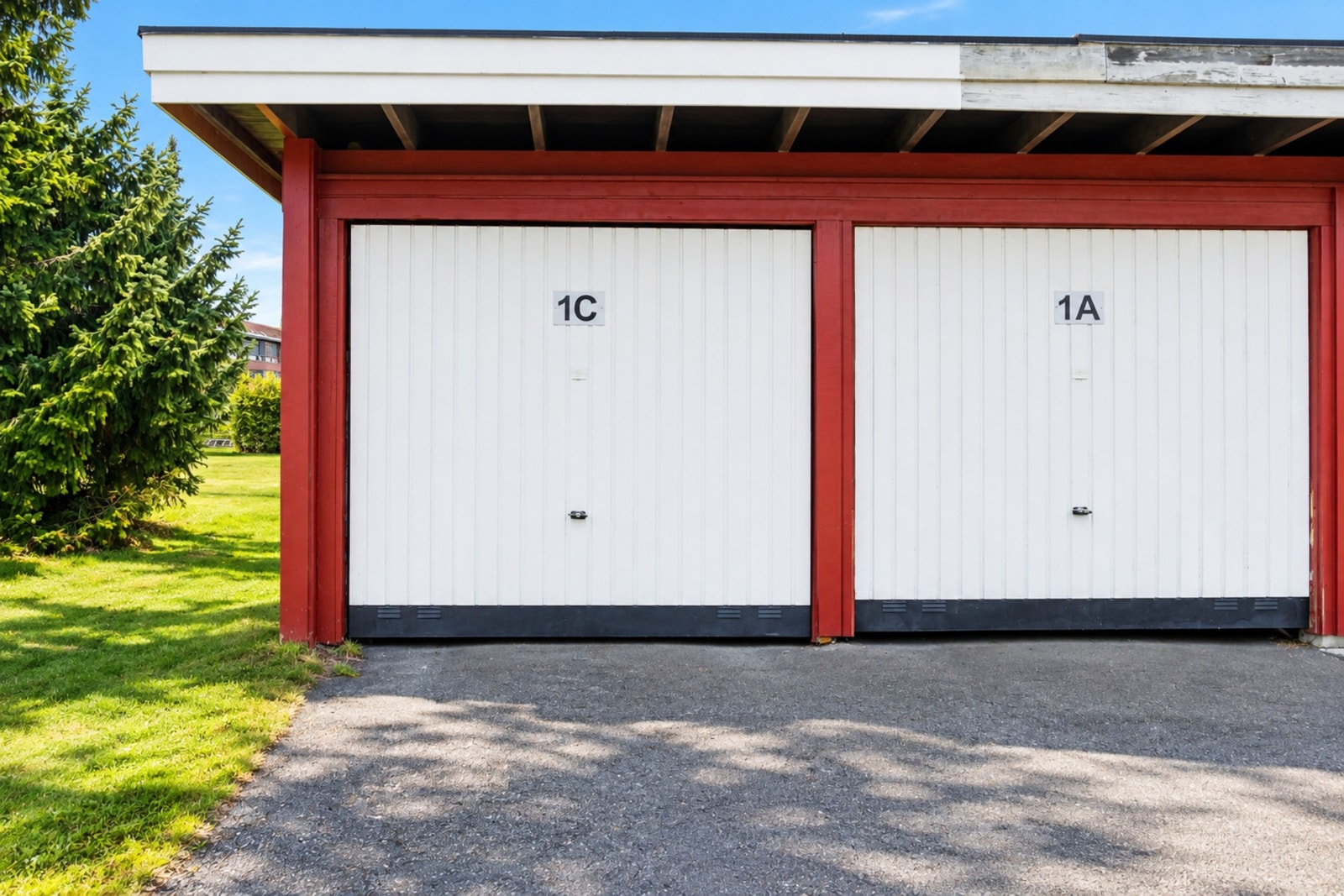 Garasje (bildet er redigert med AI) Galleribilde