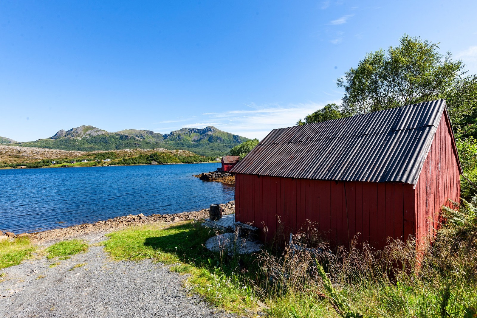 Med eiendommen medfølger det et naust på 19 kvm. Galleribilde